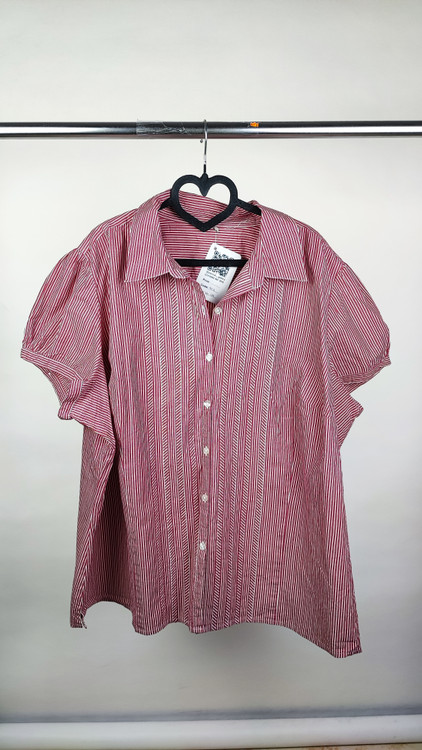 شومیز آستین کوتاه زنانه سایز بزرگ راهراه قرمز و سفید استوک اروپایی گرید A برند