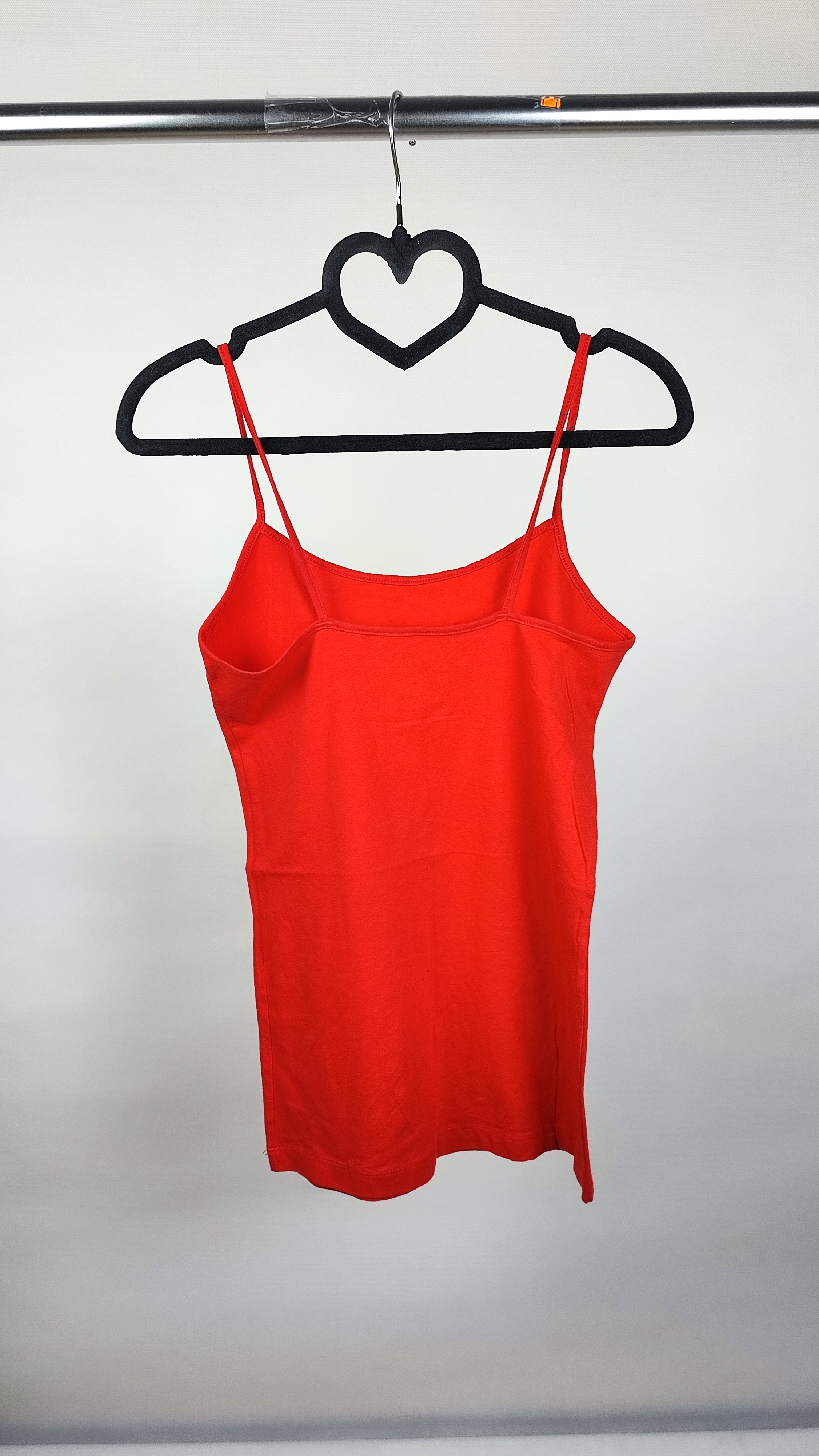 تاپ بندی زنانه برند No Boundaries رنگ قرمز استوک وارداتی گرید B مدل جذب