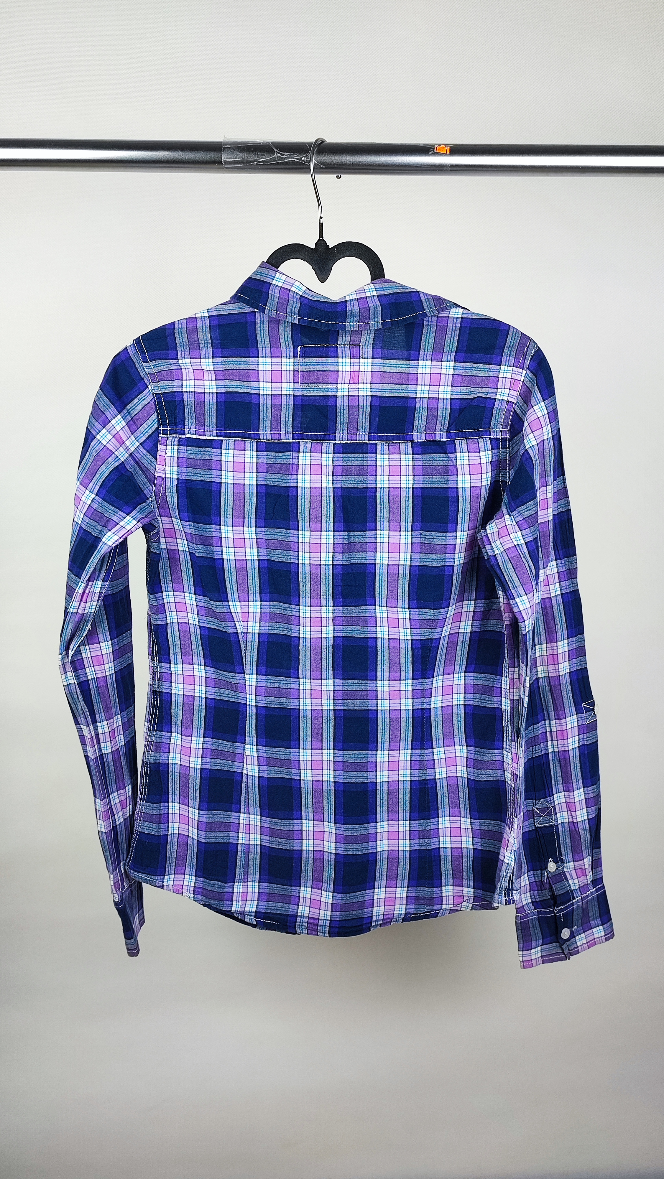 شومیز چهارخانه زنانه استوک برند آیروپوستال ترکیب رنگ بنفش و سرمهای جنس نخی وارداتی