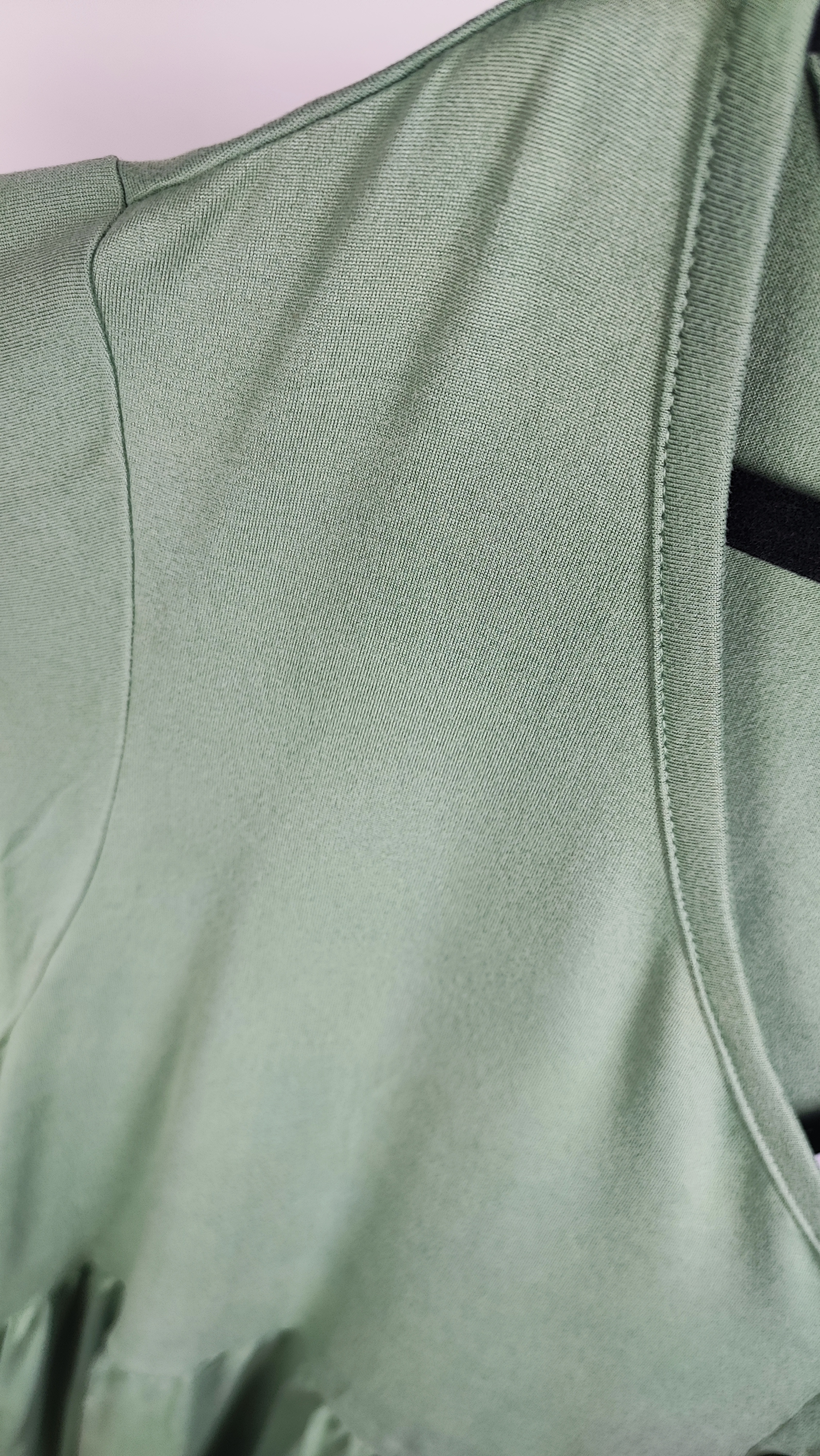 پیراهن نخی زنانه سایز بزرگ برند لولارو رنگ سبز دکمهدار استوک وارداتی درجه یک موجود در زرماه گالری