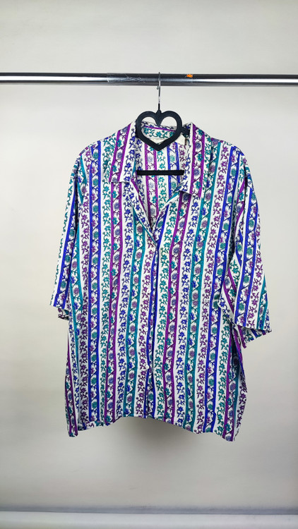 شومیز زنانه سایز بزرگ برند جان هنری استوک وارداتی طرحدار رنگی مناسب فصل گرم