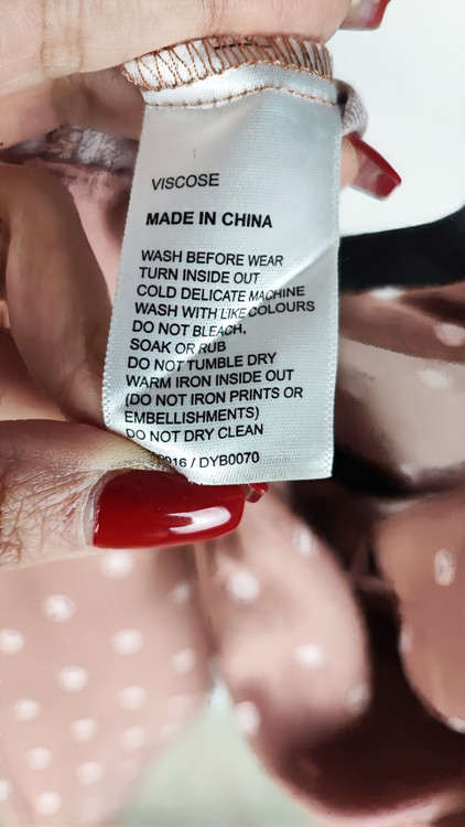 شومیز زنانه آستین کوتاه خالدار رنگ کالباسی برند دیوید جونز کد 1908 استوک اروپایی گرید