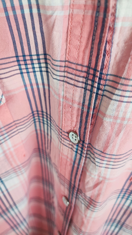 شومیز نخی چهارخونه صورتی و سرمهای زنانه سایزبزرگ برند سوما SONOMA گرید A زرماه گالری