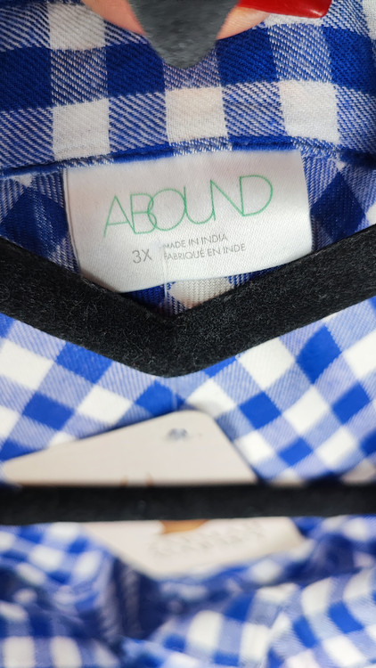 شومیز چهارخانه آبی و سفید زنانه سایزبزرگ برند اباند استوک اروپایی وارداتی جنس نخی ویسکوز