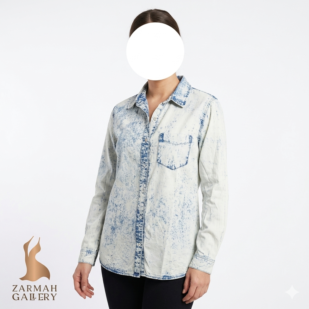 شومیز جین کاغذی زنانه اسیدشور برند Velvet Heart رنگ آبی روشن کد 2 دارای چند لکه کوچک روی آستین و بدنه