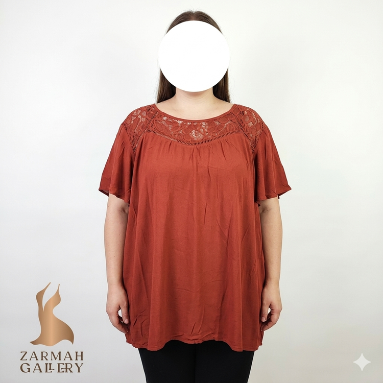 شومیز زنانه سایزبزرگ استوک وارداتی برند سونوما رنگ آجری با جزئیات گیپور روی سرشانه