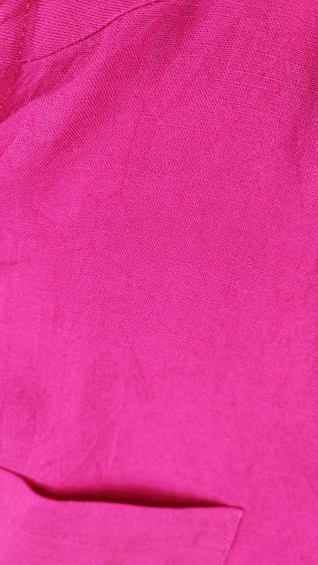 تاپ زنانه سایزبزرگ رنگ سرخابی برند آمریکایی تورید (Torrid) جنس لینن خنک مناسب استایل تابستانی