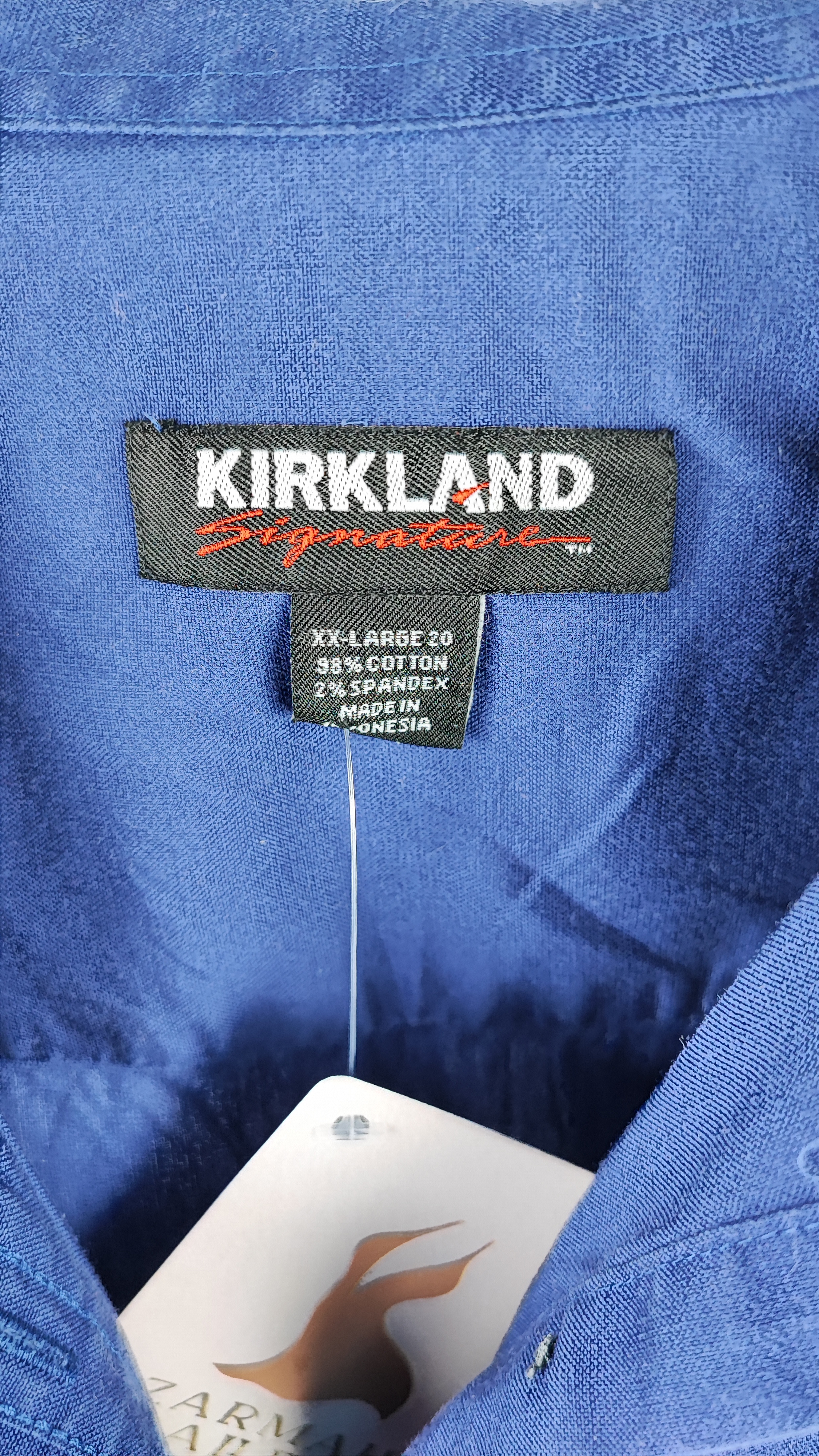 شومیز دکمهدار زنانه آبی رنگ برند Kirkland سایز بزرگ با کیفیت استوک اروپایی مناسب استایل کژوال و رسمی