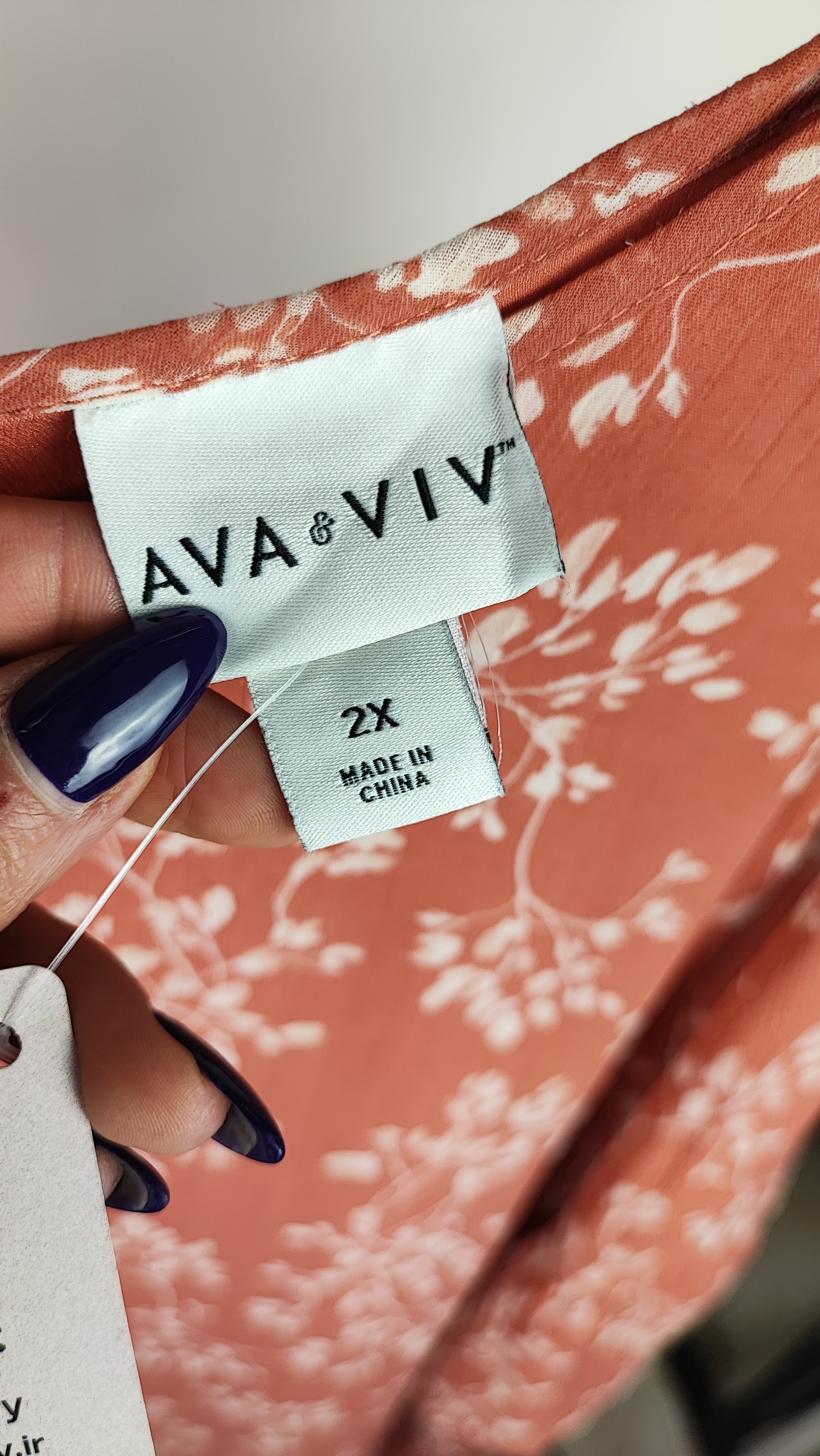 شومیز زنانه سایز بزرگ نارنجی طرحدار برند Ava & Viv با آستینهای کلوش مناسب استایل تابستانه و مجلسی