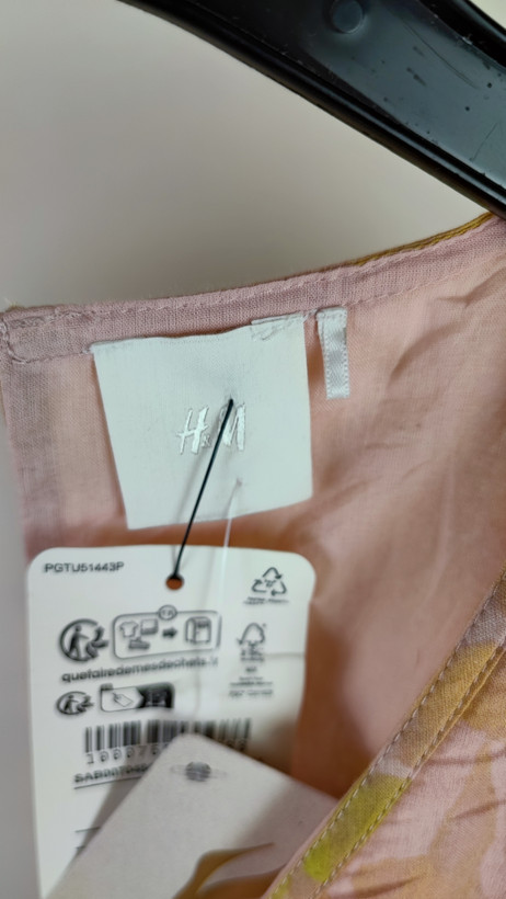 شومیز زنانه گلدار برند H&M رنگ صورتی و زرد استوک اروپایی آستین چیندار سایز ۳۸.۴۰ با قیمت اقتصادی