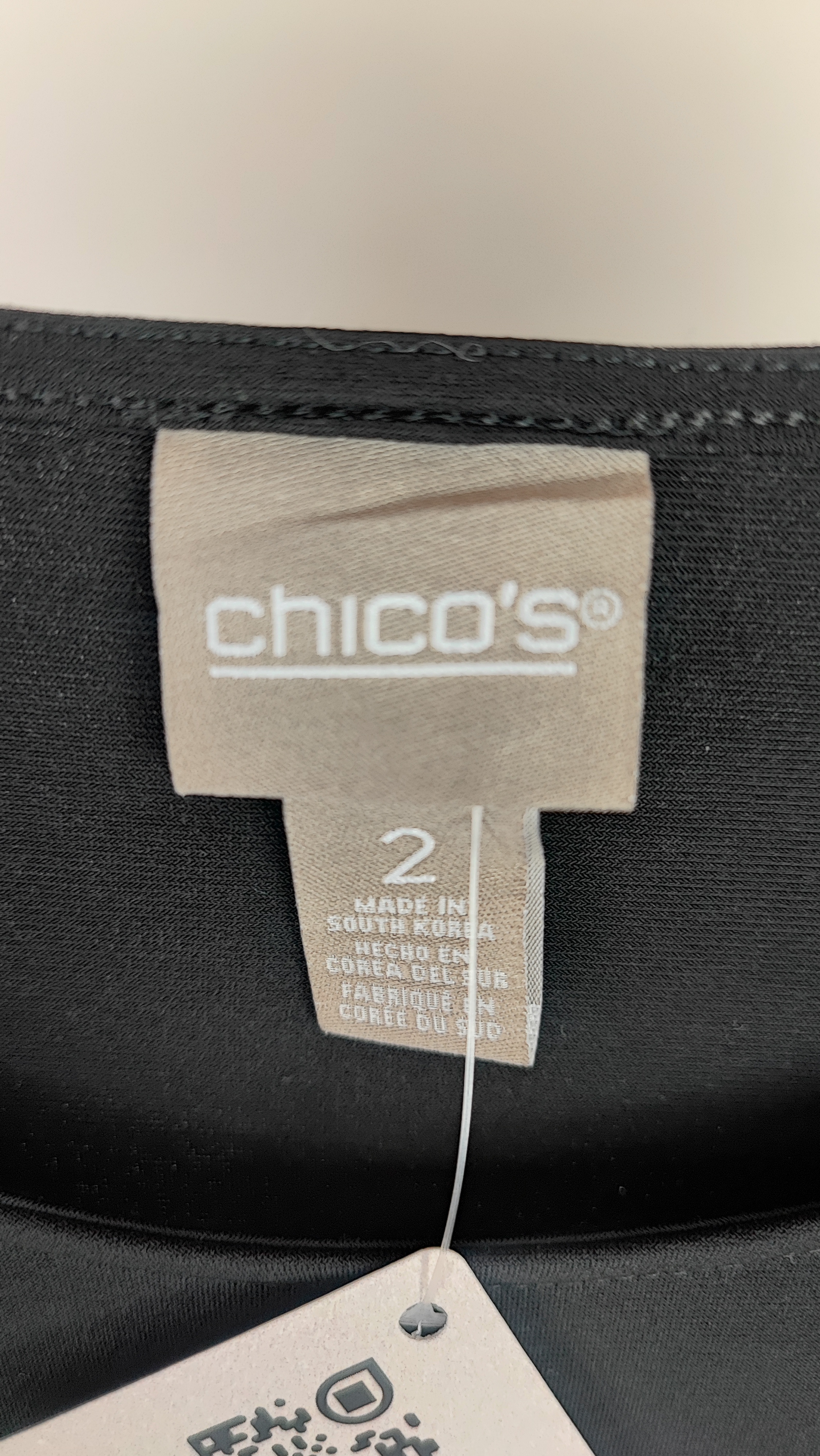 شومیز تونیک زنانه سایزبزرگ استوک وارداتی برند چامکوس chico's رنگ مشکی حاشیه هندسی سفید مربعی مجلسی کد 2674 گرید A زرماه گالری