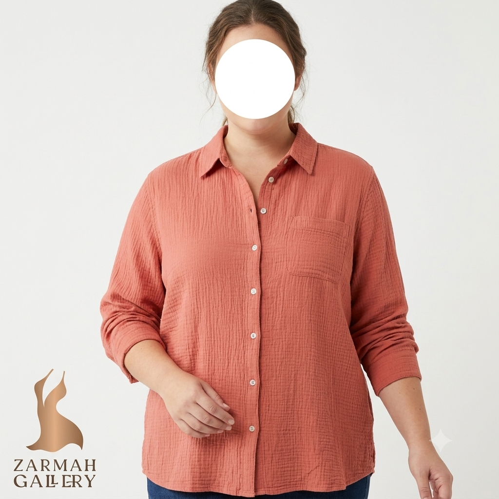 شومیز زنانه سایز بزرگ استوک وارداتی رنگ آبی و طرح‌دار، تن‌خور آزاد و راحت مناسب استفاده روزمره