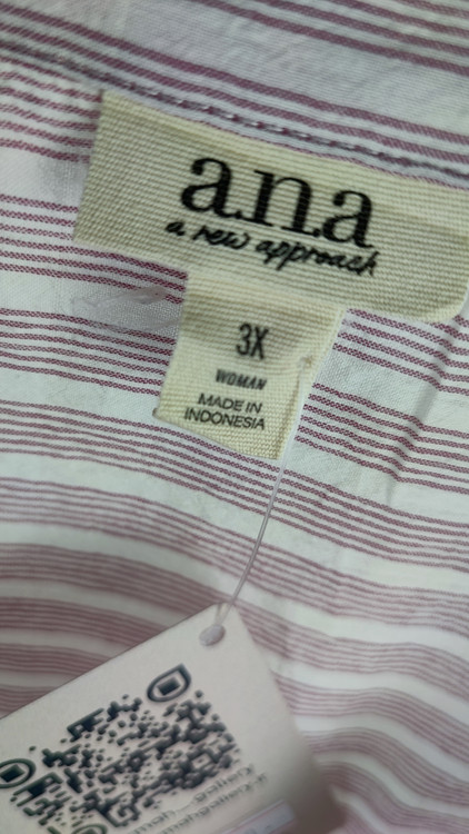 شومیز زنانه سایز بزرگ با تنخور آزاد و رنگبندی خاص، مناسب استایلهای شیک و راحت وارداتی