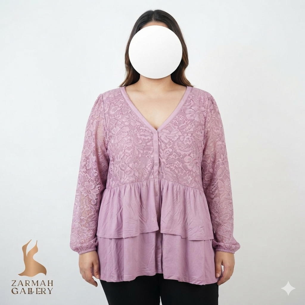 شومیز زنانه سایز بزرگ استوک وارداتی برند تورید رنگ بنفش چرک با طرح گیپور مجلسی مناسب استایل رسمی