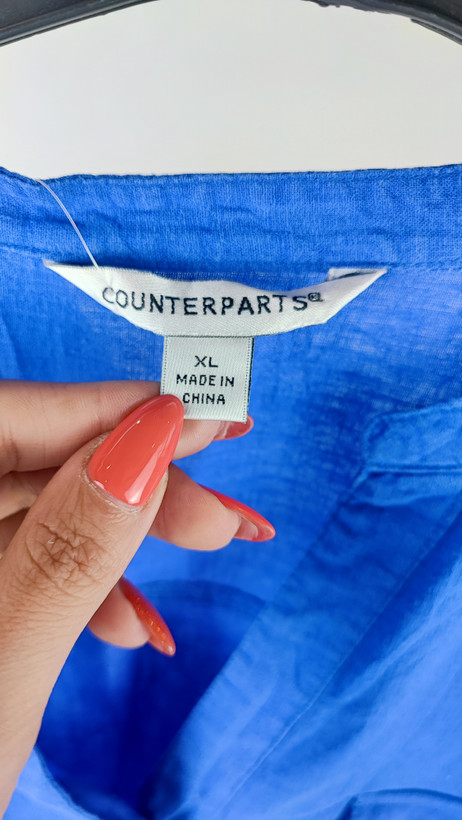 شومیز زنانه سایز بزرگ برند Counterparts رنگ آبی کاربنی جنس لینن مناسب استایل تابستانه و روزمره