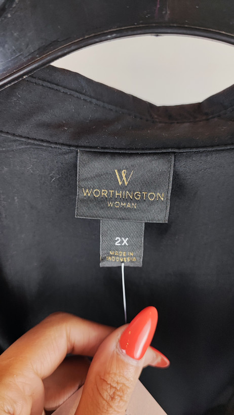 شومیز زنانه مشکی سایزبزرگ برند Worthington استوک اروپایی، ایدهآل برای استایلهای رسمی و محیط کار