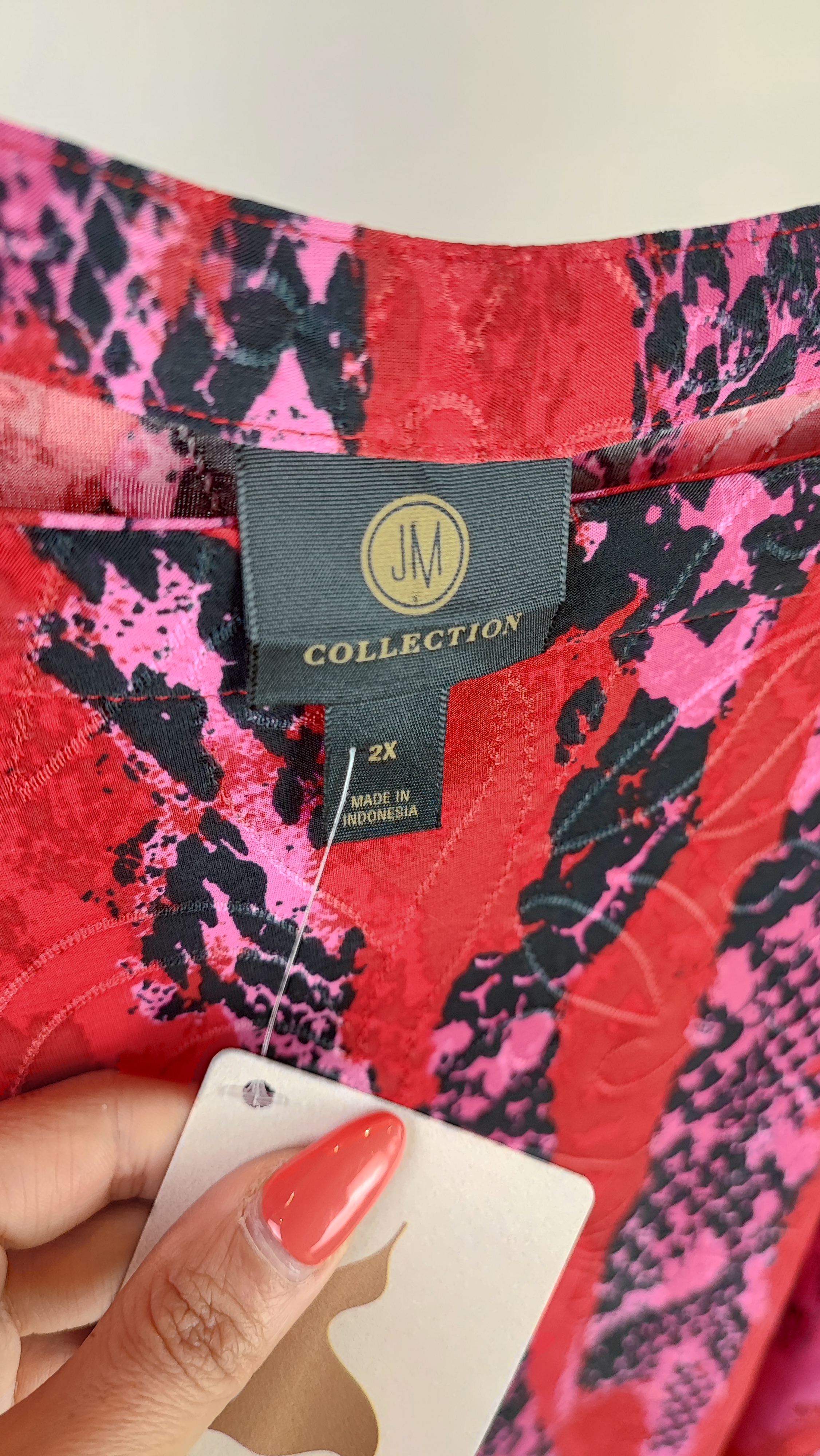 شومیز زنانه استوک وارداتی برند JM Collection با طرح پلنگی قرمز و مشکی، مناسب سایز ۵۰.۵۲