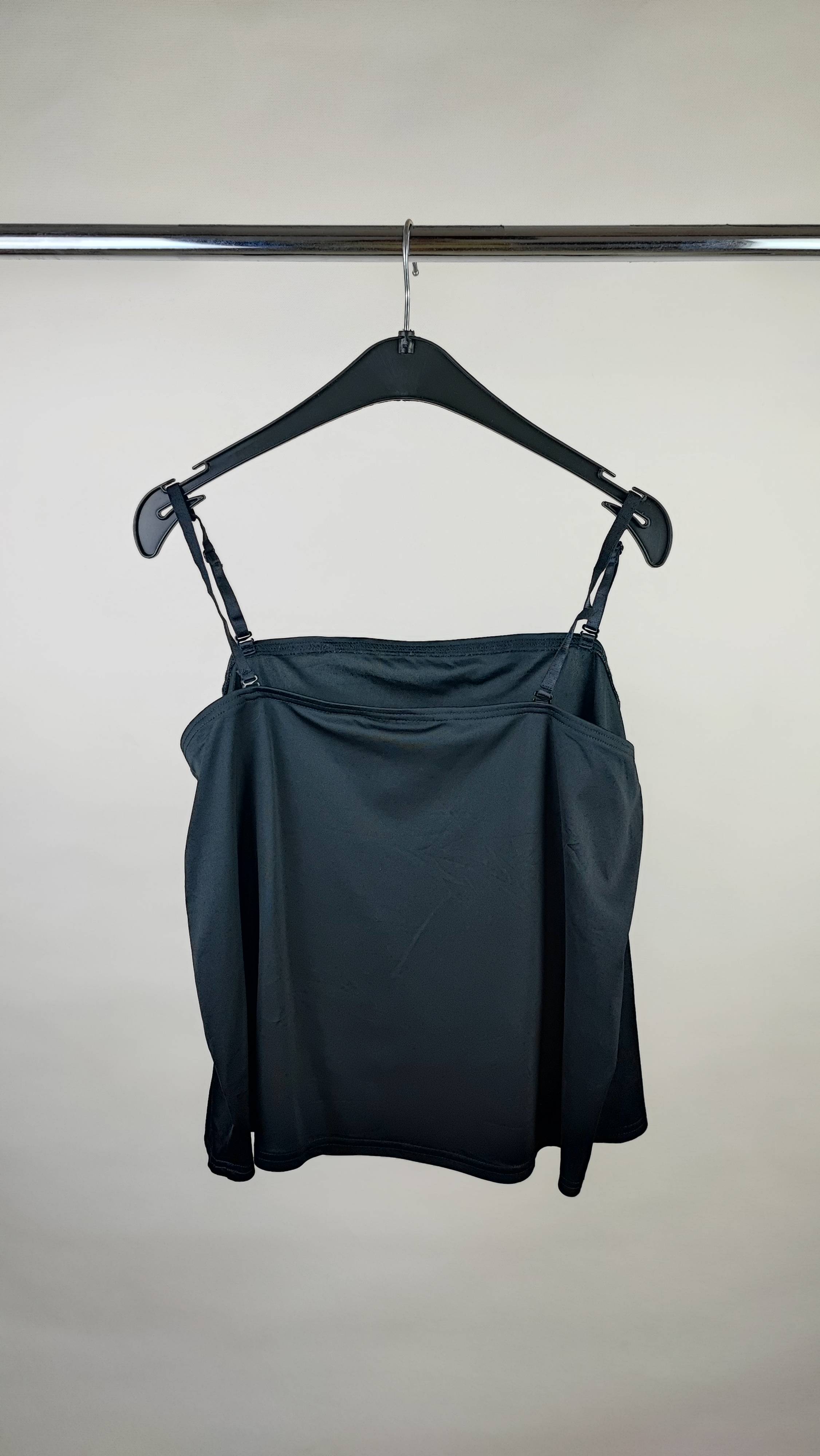 تاپ زنانه سایز بزرگ بیسیک مشکی رنگ برند Venezia Jeans کد ۳۳۰۹ مناسب استایل کژوال و راحتی