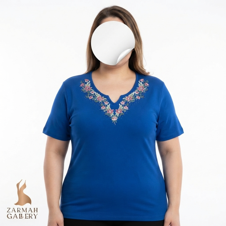 تیشرت زنانه سایز بزرگ برند دوگل با گلدوزی ظریف، جنس خنک و باکیفیت مناسب استایل روزمره و مجلسی سایز بزرگ