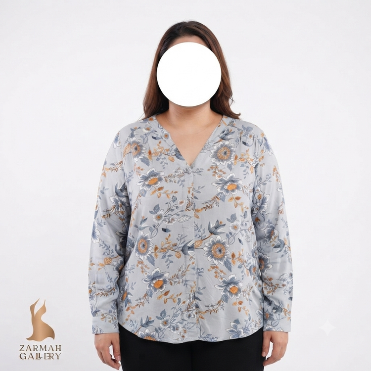 شومیز زنانه سایز بزرگ استوک وارداتی برند کلیو رنگ طوسی طرح گلدار آستینبلند مناسب استایل تابستانه و روزمره