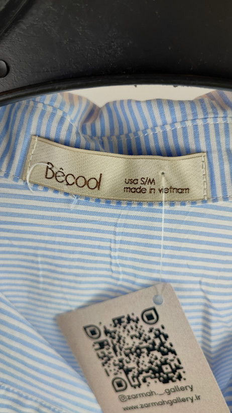 شومیز زنانه سایز بزرگ استوک وارداتی برند Becool طرح راه راه آبی و سفید آستین بلند مناسب استایل روزمره و بهاری