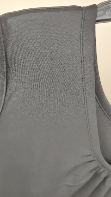 تاپ زنانه سایز بزرگ استوک وارداتی برند سوسایتی هیل رنگ مشکی ساده