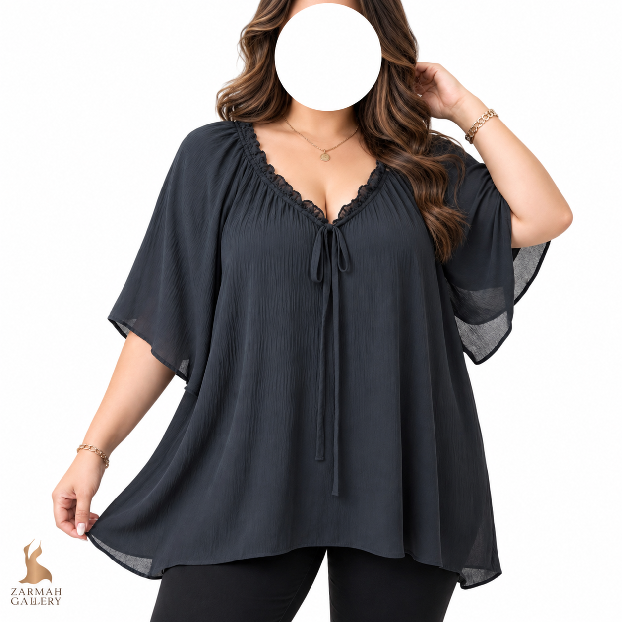 شومیز زنانه سایز بزرگ استوک وارداتی برند کلویی رنه رنگ مشکی یقه چیندار بنددار سایز فری مناسب استایل شیک و مجلسی