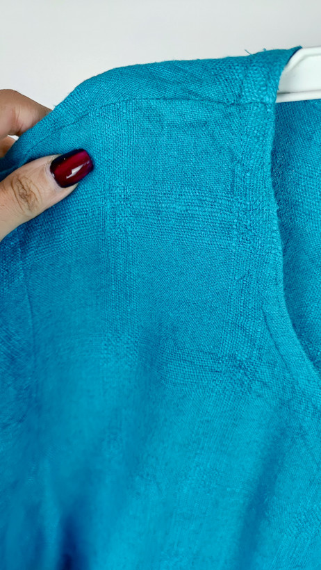 بلوز سایز بزرگ زنانه استوک وارداتی برند نینو کالیفرنیا آبیرنگ مناسب استایل تابستانه و روزمره