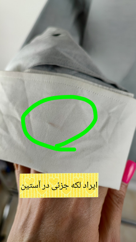 شومیز زنانه طوسی رنگ برند کژوال کورنر با یقه و سرآستین سفید و دکمههای خاص گرهای