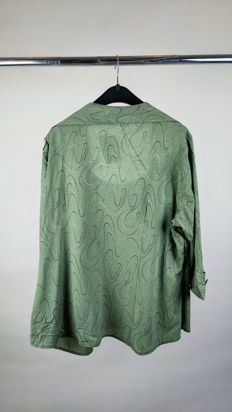 شومیز زنانه سایز بزرگ استوک وارداتی برند dressbarn رنگ سبز مناسب استایل روزمره و بهاره